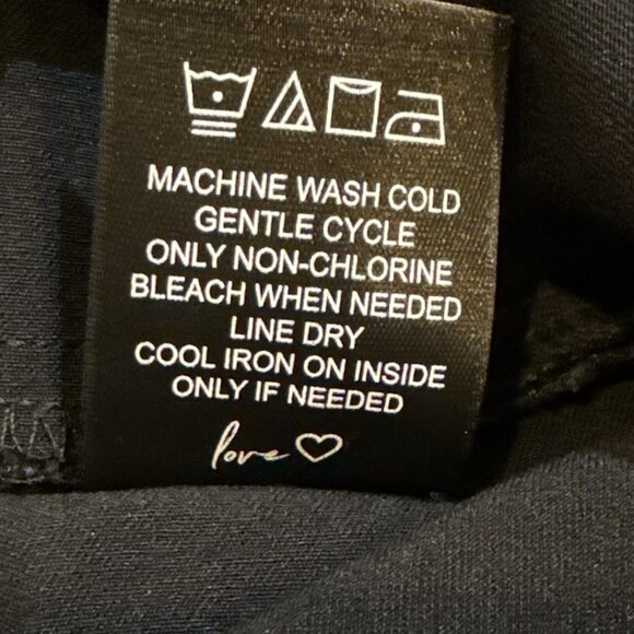 NIC+ZOE Women's Size 14 Black Onyx Pull-On Stretch Pants w/ Beautiful Sheen - Picture 5 of 7